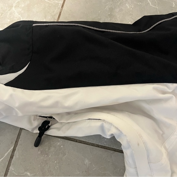 Obermeyer Womens Black/White Full Body Waterproof Ski Suit- Size 10 (Read) - Picture 8 of 13